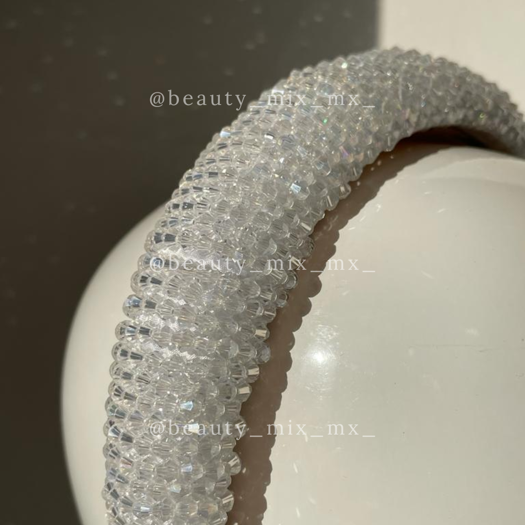 Diadema blanca brillos
