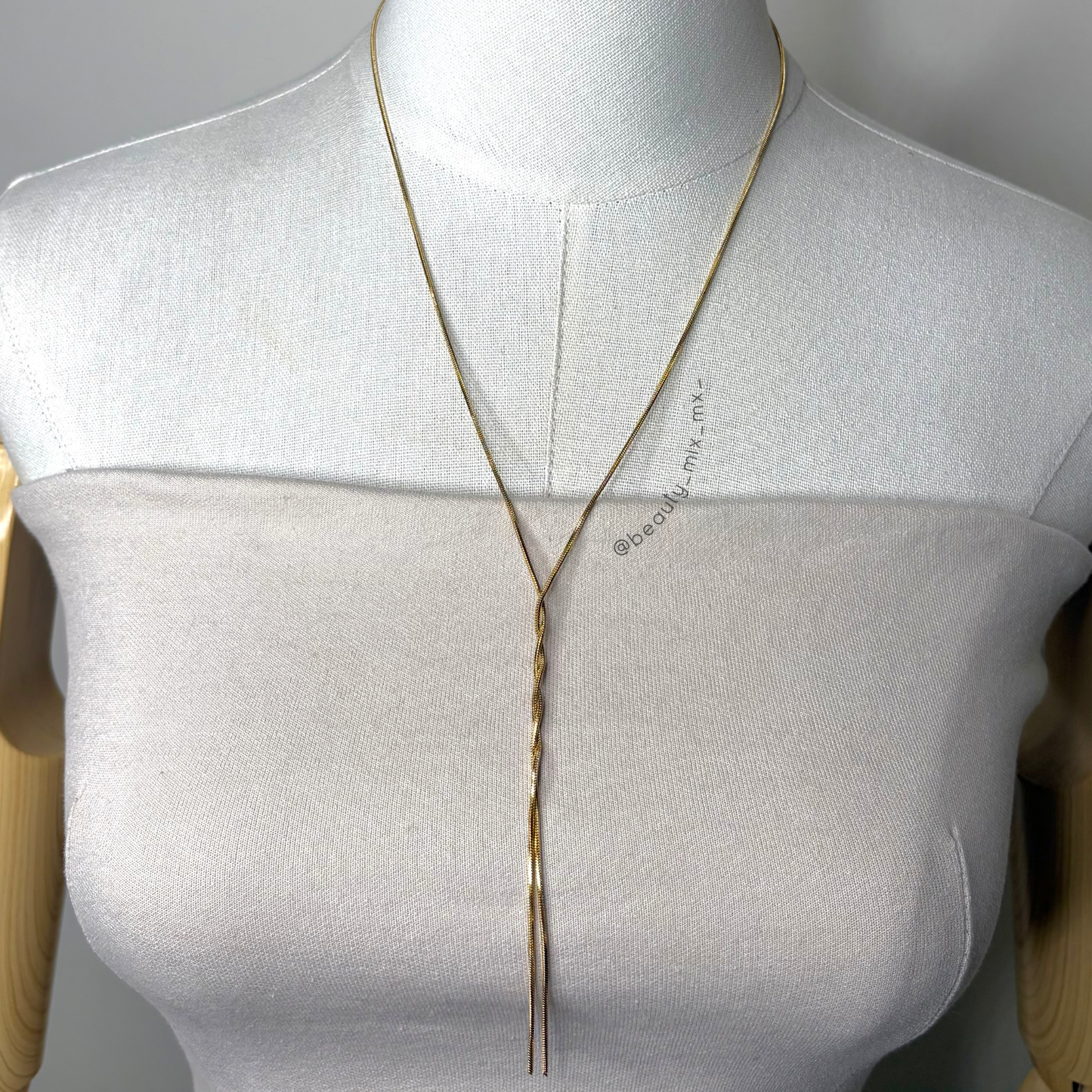 Collar 42 Dorado