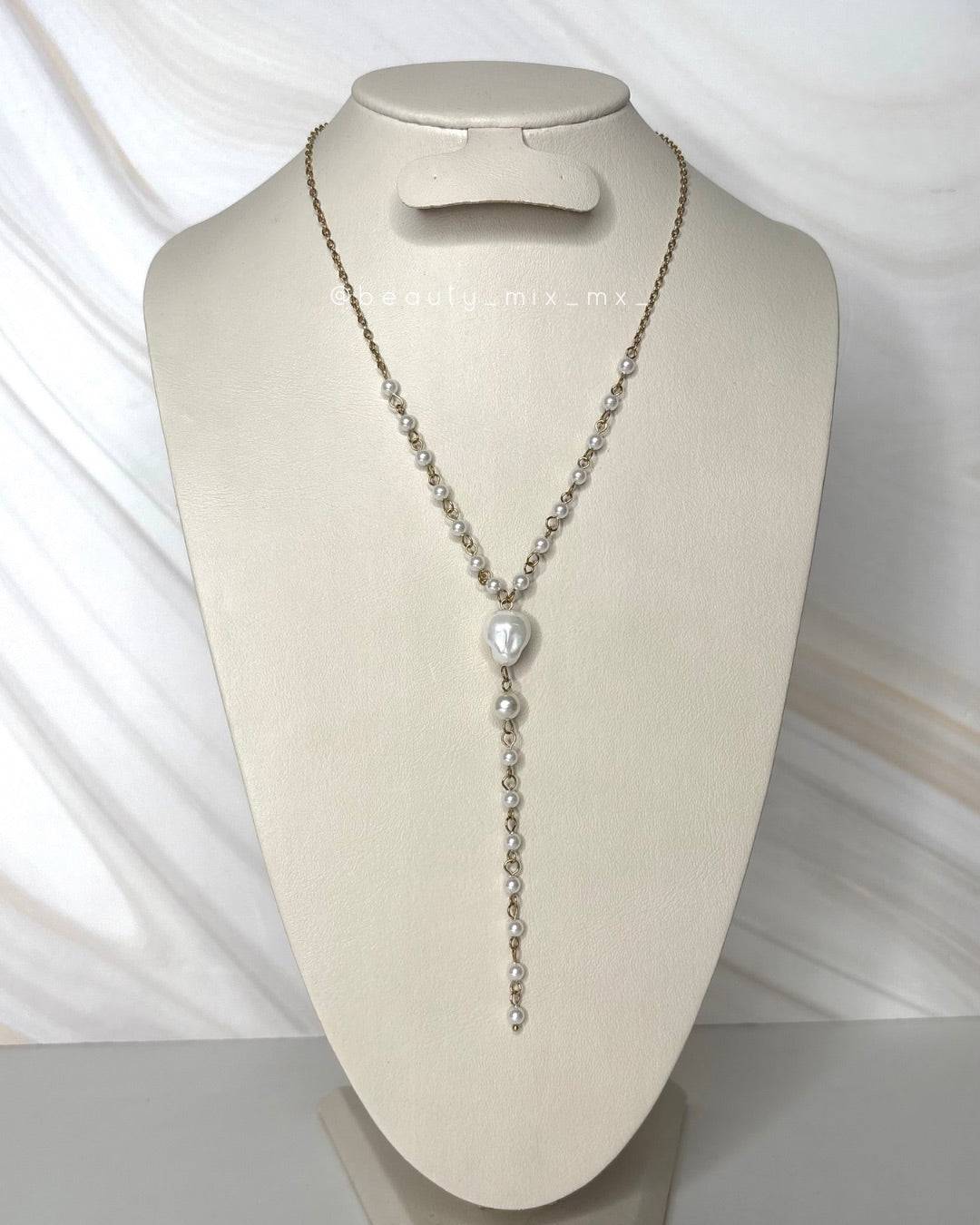 Collar 05 Dorado con perlas