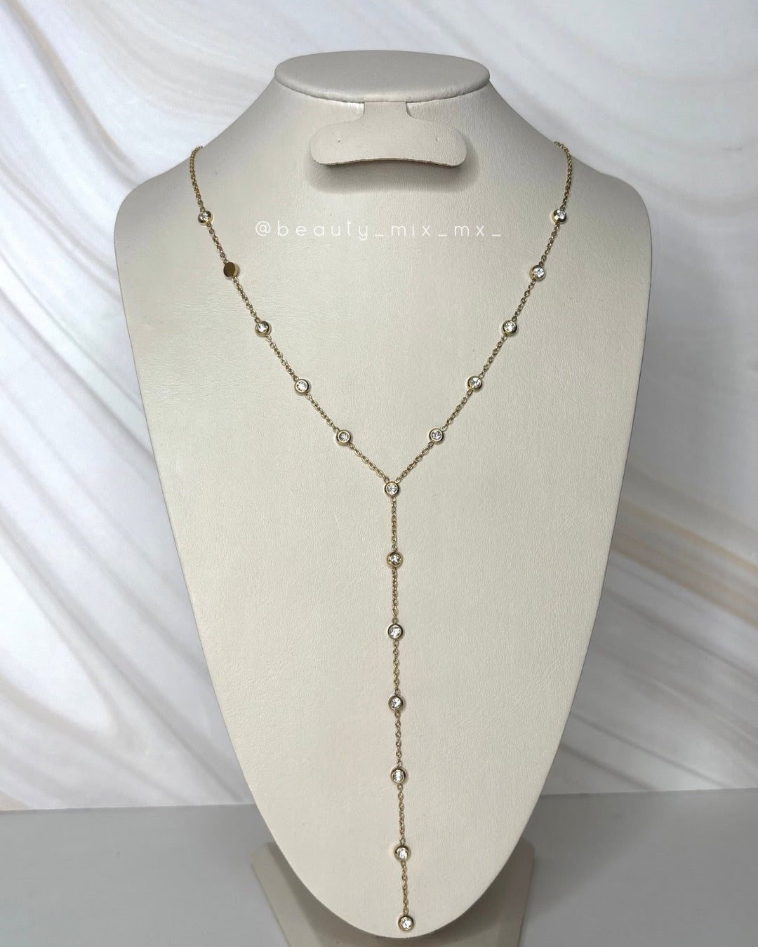 Collar 04 Dorado con zirconias