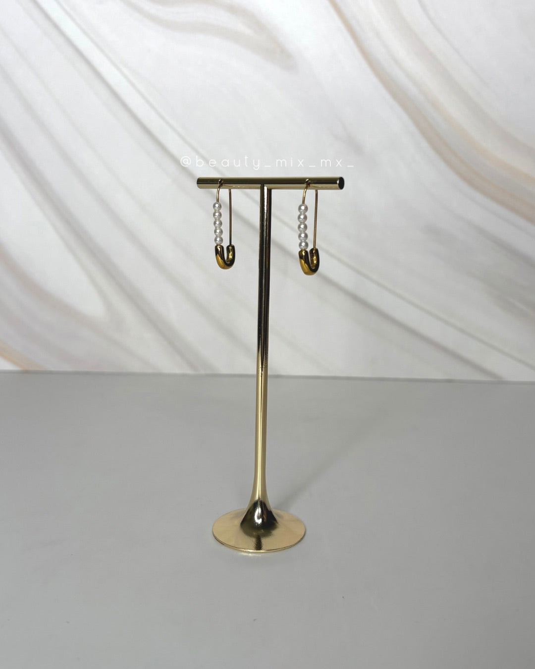 Aretes 30 Dorado con perlas