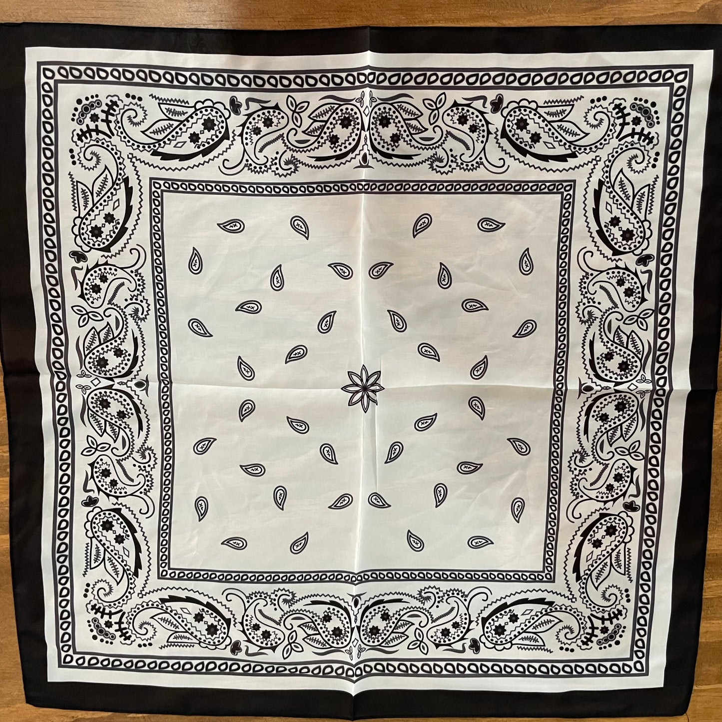 Pañoleta estampada (Grande)