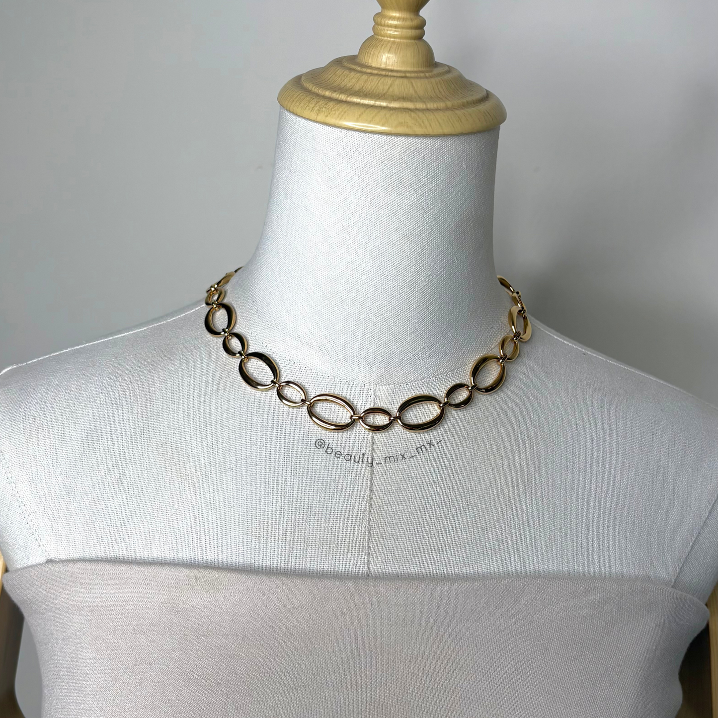Collar 43 Dorado
