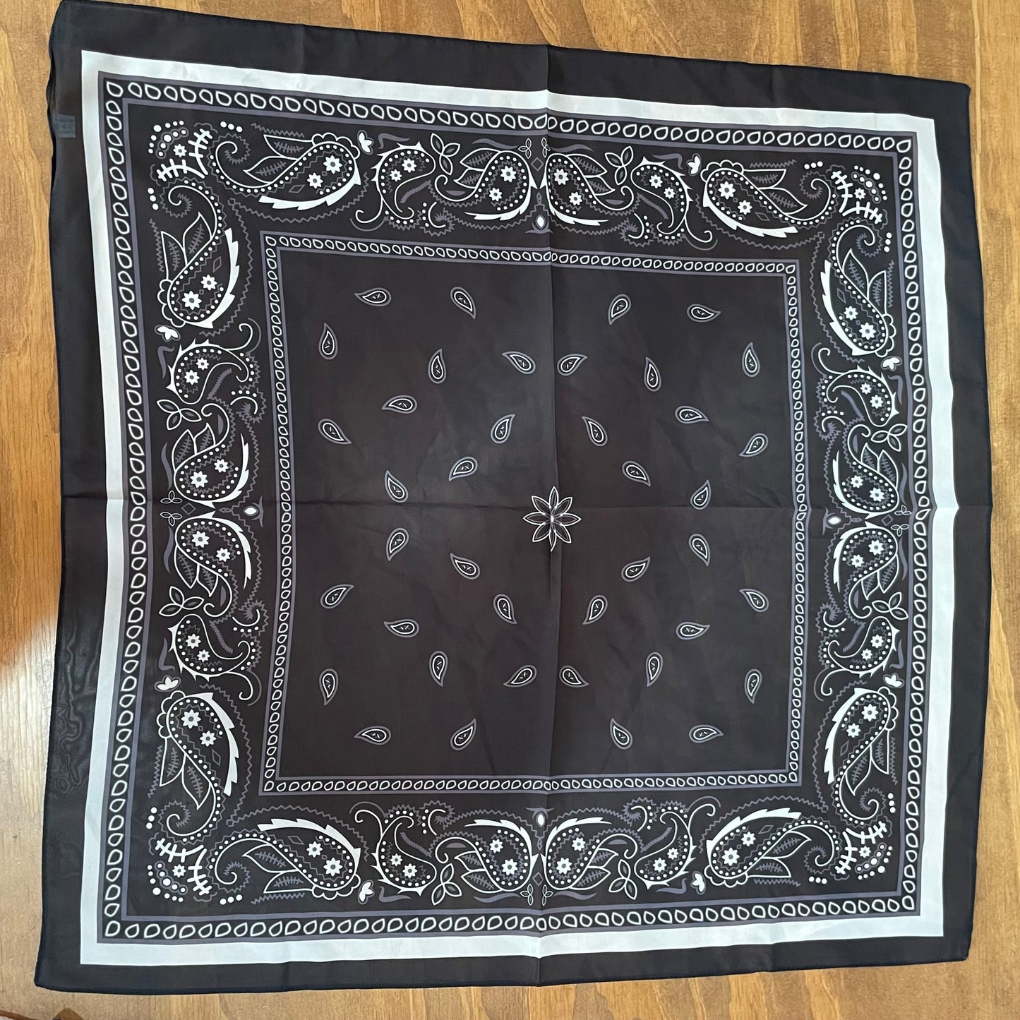 Pañoleta estampada (Grande)