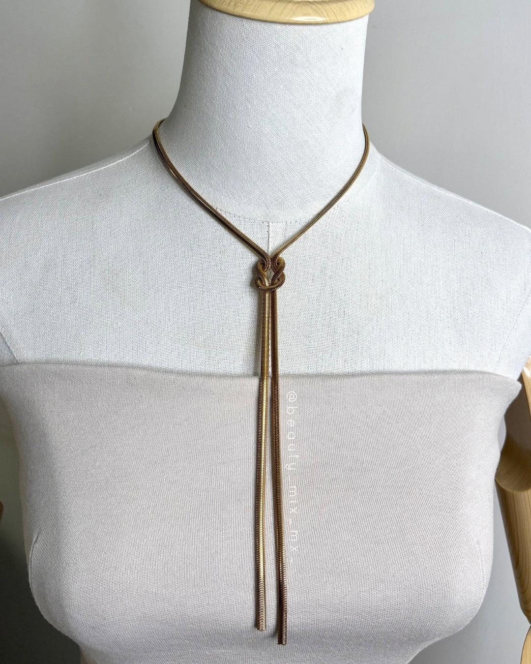 Collar 40 Dorado
