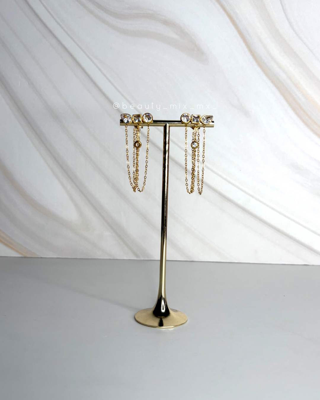 Aretes 38 Dorado con zirconias