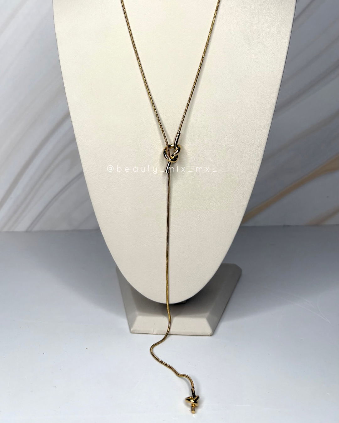 Collar 36 Dorado