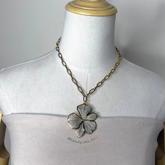 Collar Dorado 41