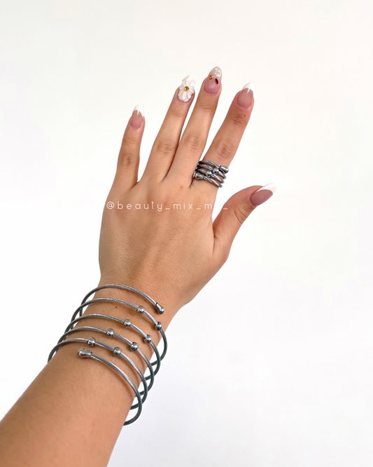 Set 06 Pulsera y Anillo Plateado