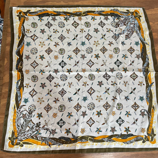 Pañoleta estampada (Grande)