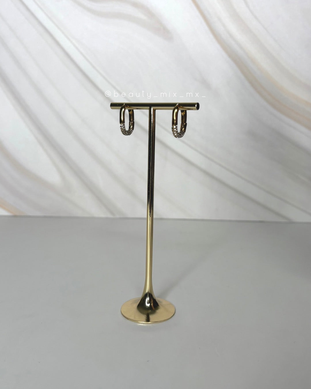 Aretes 08 Dorado con zirconias