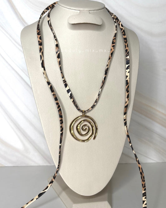 Collar 29 animal print