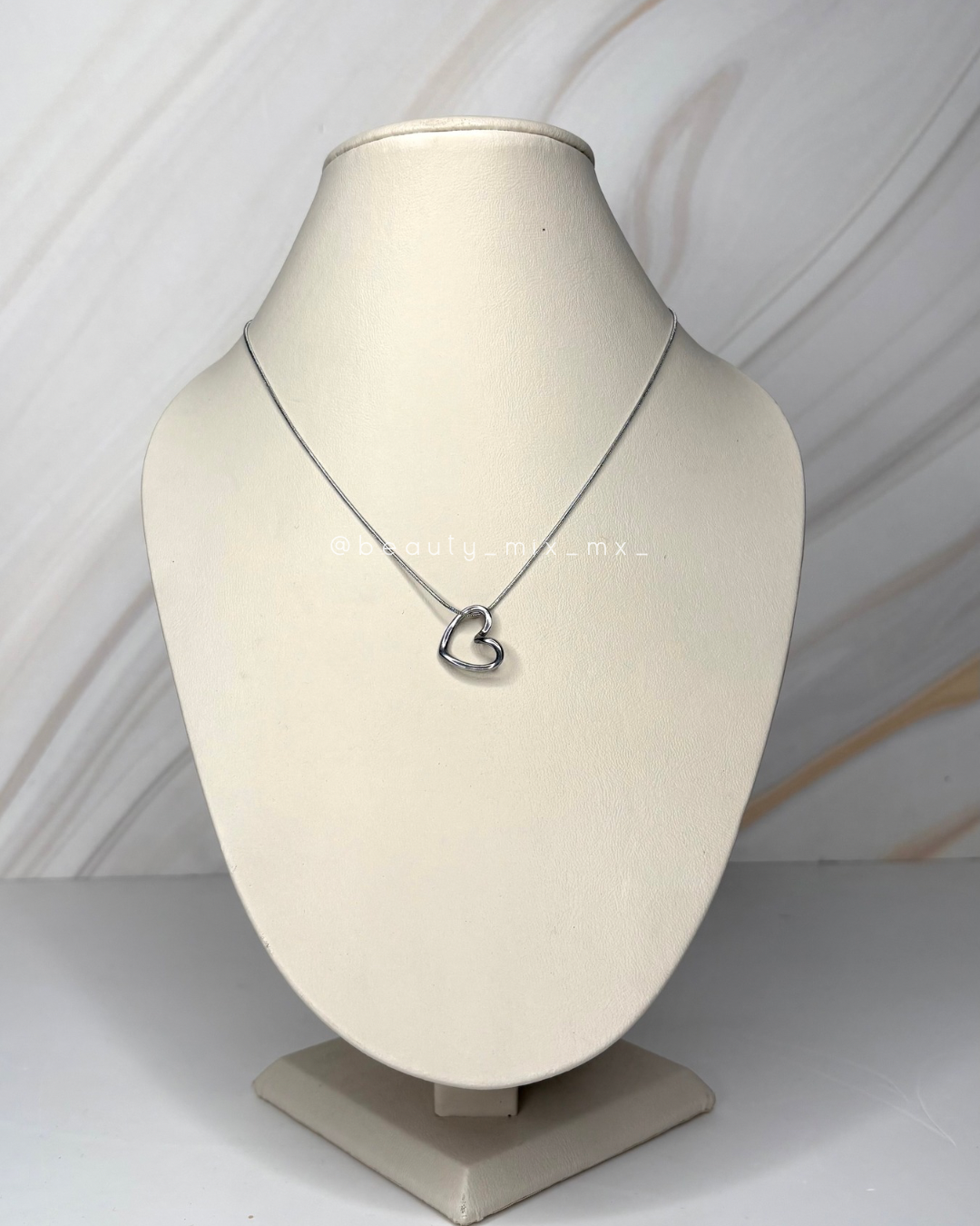 Collar 37 Plateado