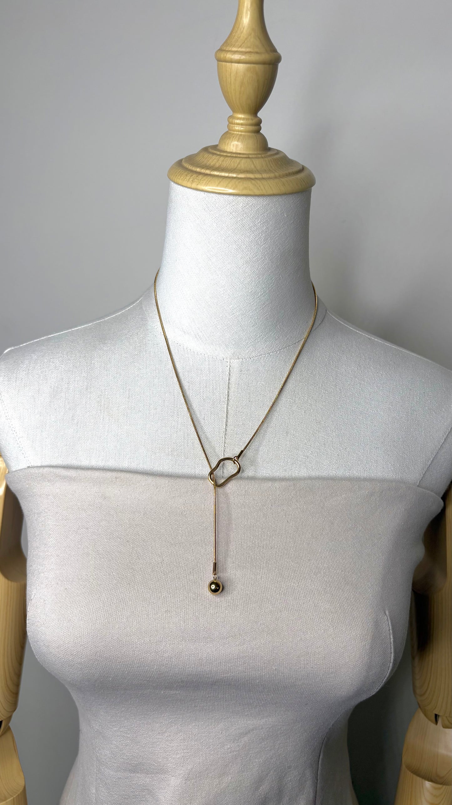 Collar 65 Dorado