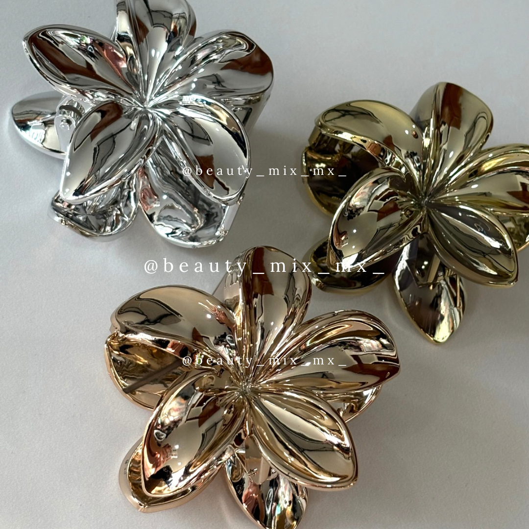 Pinza flor tropical metálica