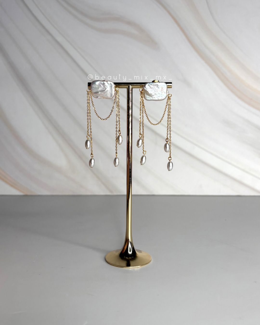 Aretes 41 Dorado con perla
