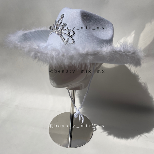 Sombrero vaquero blanco con corona