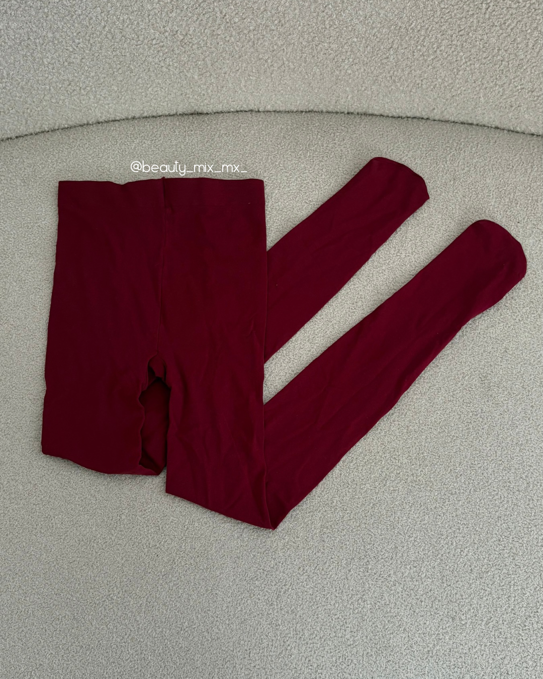 Pantimedias lisas color vino / tinto